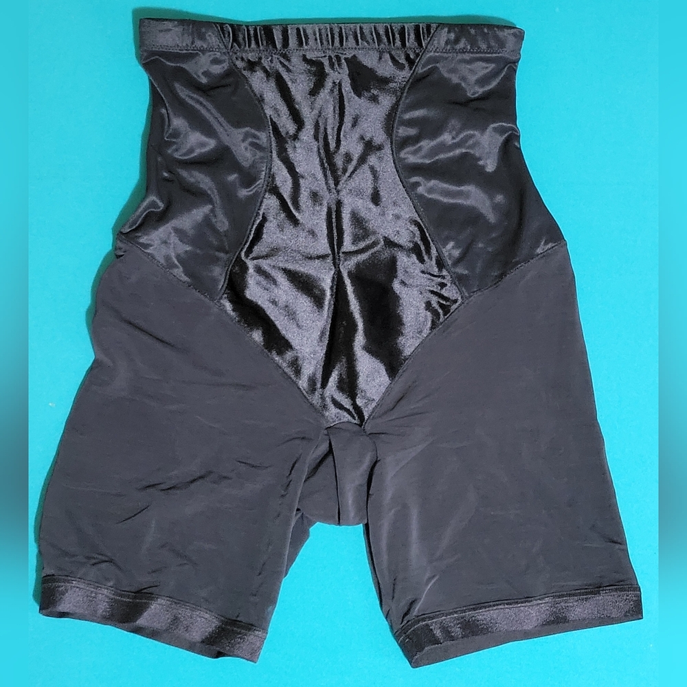 Maidenform Firm Control Hi-Waist Thigh Slimmer Black Size L